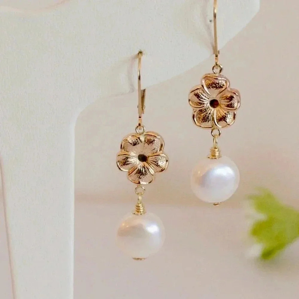 Coin Shape Freshwater Pearl,Dangle Earring,Gold Filled,Wedding Earring,Flowers - Picture 1 of 4